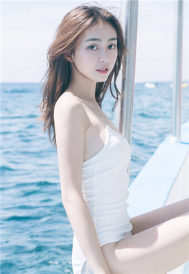女儿鼓蓬蓬的牦户爸爸图片_：正版观看