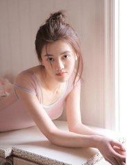 海角社区APP_：实时观看
